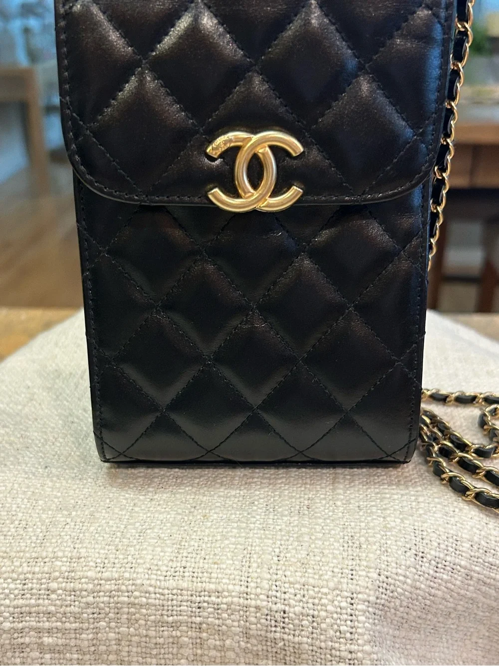 CHANEL Black Quilted Calf Leather Matelasse Cocomark Chain Bag